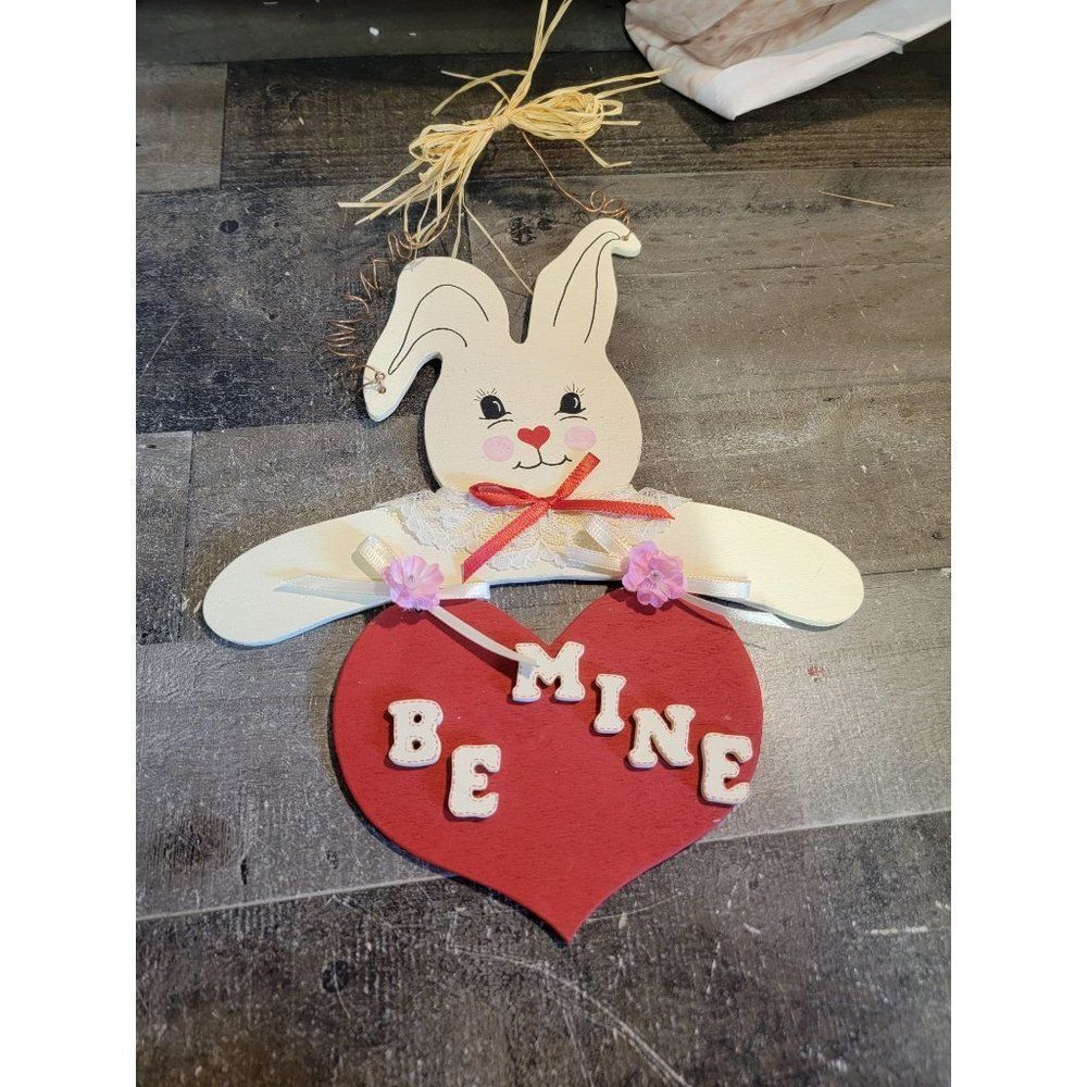 Valentine's wooden‎ bunny be mine sign decor